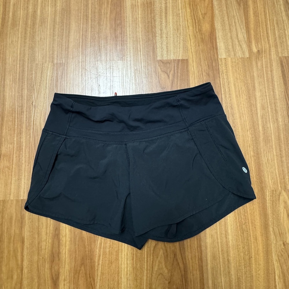 Lululemon black shorts size 6